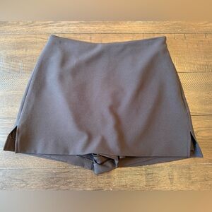 Express Women’s Mini Skort